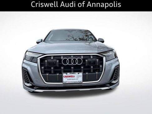 Certified 2025 Audi Q7 3.0T Premium w/ Convenience Package image 9