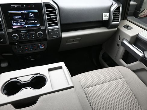 Used 2015 Ford F150 XLT w/ Equipment Group 302A Luxury image 35