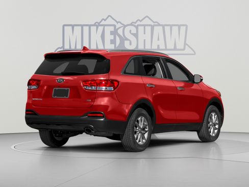 Used 2017 Kia Sorento AWD w/ LX Convenience Package image 2