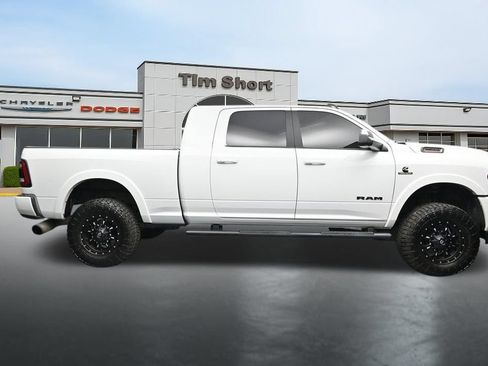 Used 2022 RAM 2500 Big Horn w/ Level C Equiment Group AWD/4WD image 6