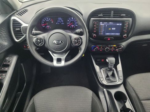 Used 2020 Kia Soul S FWD image 22