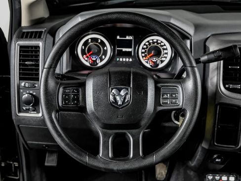 Used 2018 RAM 2500 Tradesman w/ Chrome Appearance Group AWD/4WD image 16