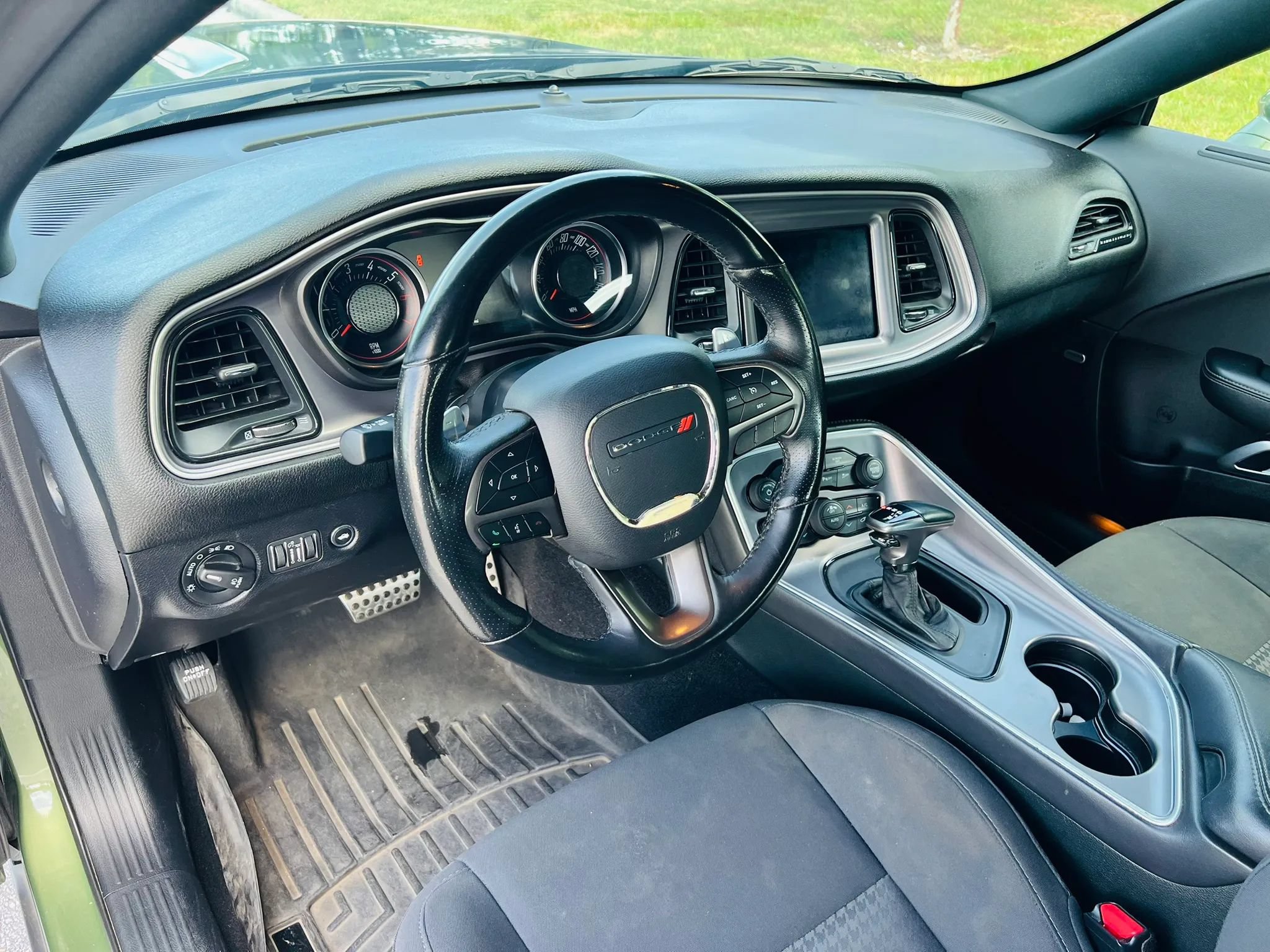 Used 2019 Dodge Challenger R/T RWD image 13