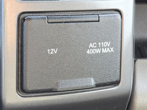 Used 2018 Ford F150 XLT w/ Equipment Group 302A Luxury image 9