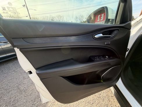 Used 2020 Alfa Romeo Stelvio AWD w/ Cold Weather Package image 35