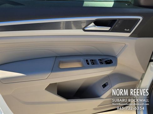 Used 2021 Volkswagen Atlas SEL Premium image 4