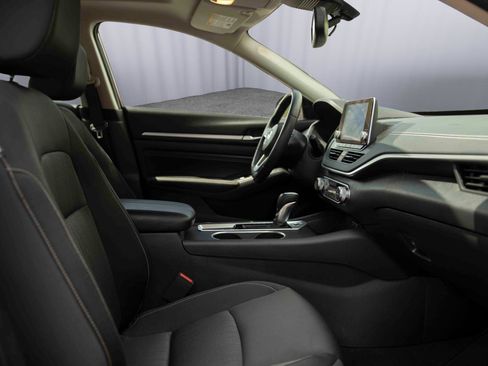 Used 2019 Nissan Altima 2.5 SV AWD/4WD image 17