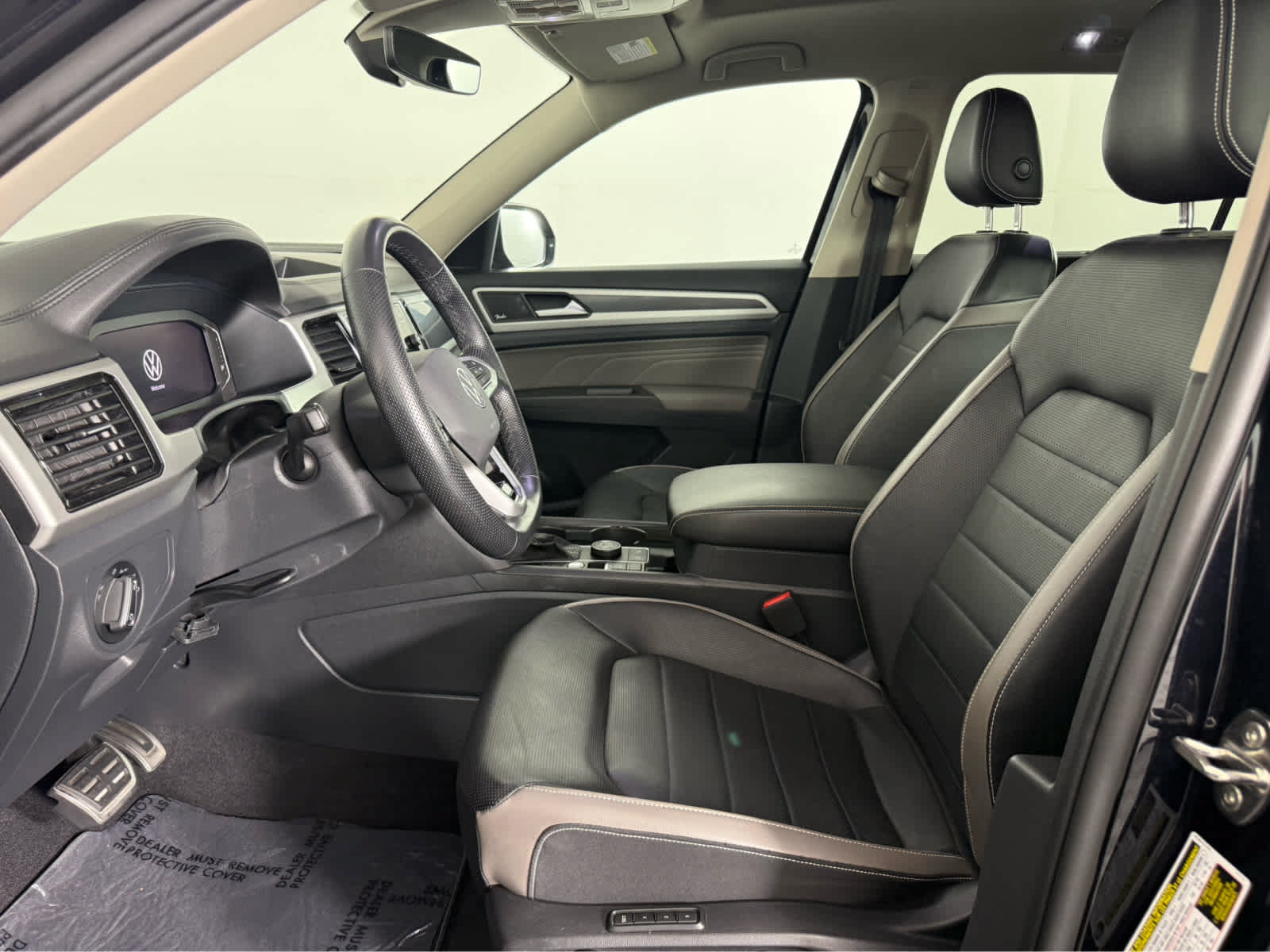 Used 2023 Volkswagen Atlas SEL Premium AWD/4WD image 9