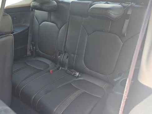 Used 2025 Honda Pilot EX-L image 15