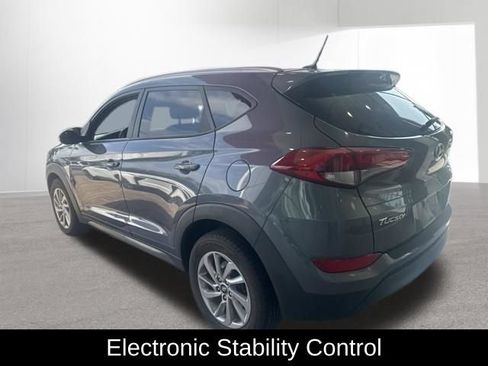 Used 2016 Hyundai Tucson SE w/ Option Group 02 FWD image 10