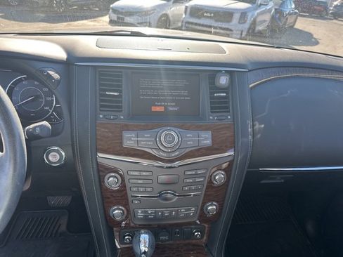 Used 2019 Nissan Armada Platinum w/ Captain's Chairs Package image 10