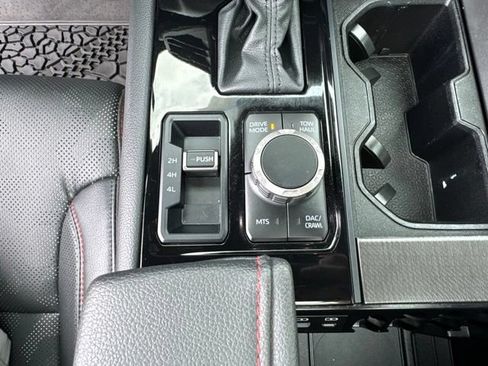 Used 2025 Toyota Sequoia TRD Pro AWD/4WD image 28