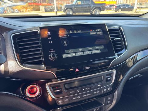 Used 2023 Honda Passport Elite image 25