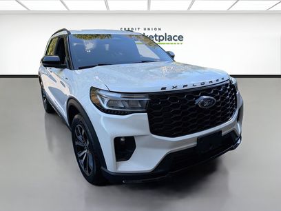 Used 2025 Ford Explorer ST-Line w/ Premium Package