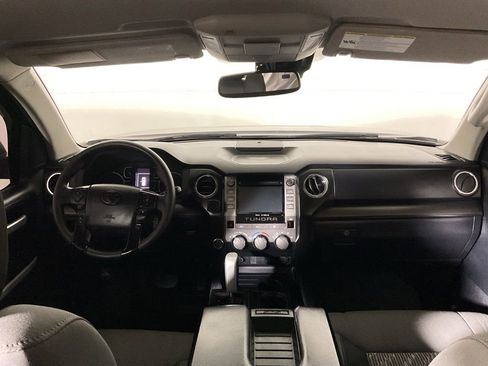 Used 2018 Toyota Tundra SR5 w/ SR5 Upgrade Package image 22