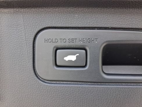 Used 2024 Honda Pilot EX-L image 14