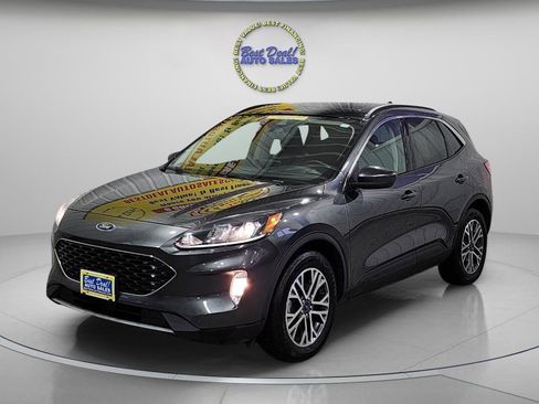 Used 2020 Ford Escape SEL image 2