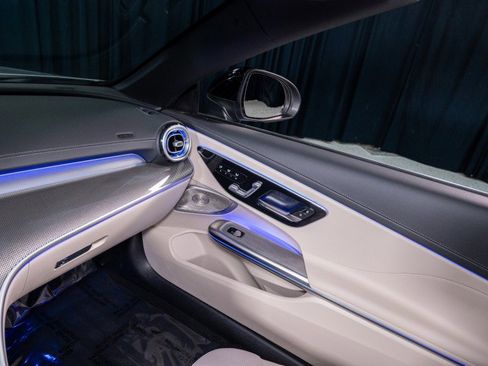 Certified 2026 Mercedes-Benz CLE 300 4MATIC Cabriolet image 28