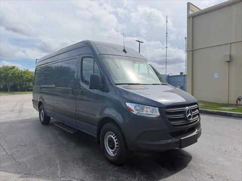 Used 2019 Mercedes-Benz Sprinter 170 image 9