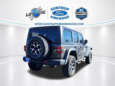 Used 2019 Jeep Wrangler Unlimited Rubicon w/ Dual Top Group AWD/4WD image 3