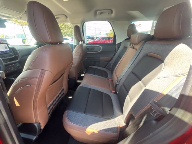 Used 2024 Ford Bronco Sport Outer Banks AWD/4WD image 19