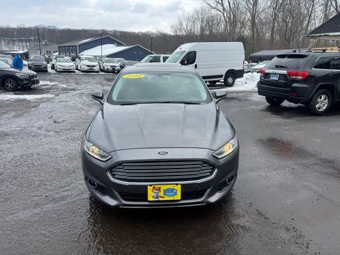 Used 2014 Ford Fusion Titanium image 2