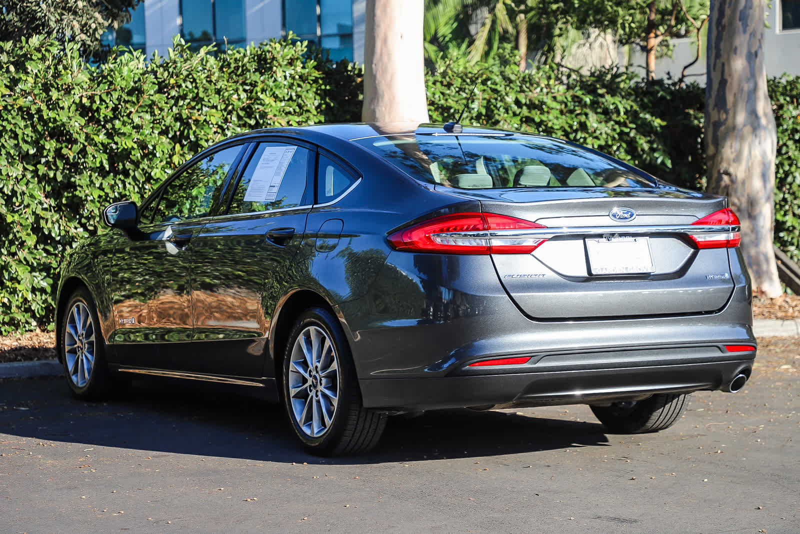 Used 2017 Ford Fusion S FWD image 7