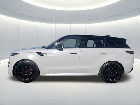 Certified 2025 Land Rover Range Rover Sport Dynamic SE image 8
