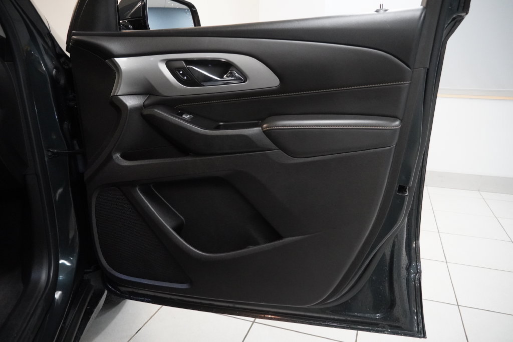 Used 2019 Chevrolet Traverse LT w/ LPO, Cargo Package AWD/4WD image 33