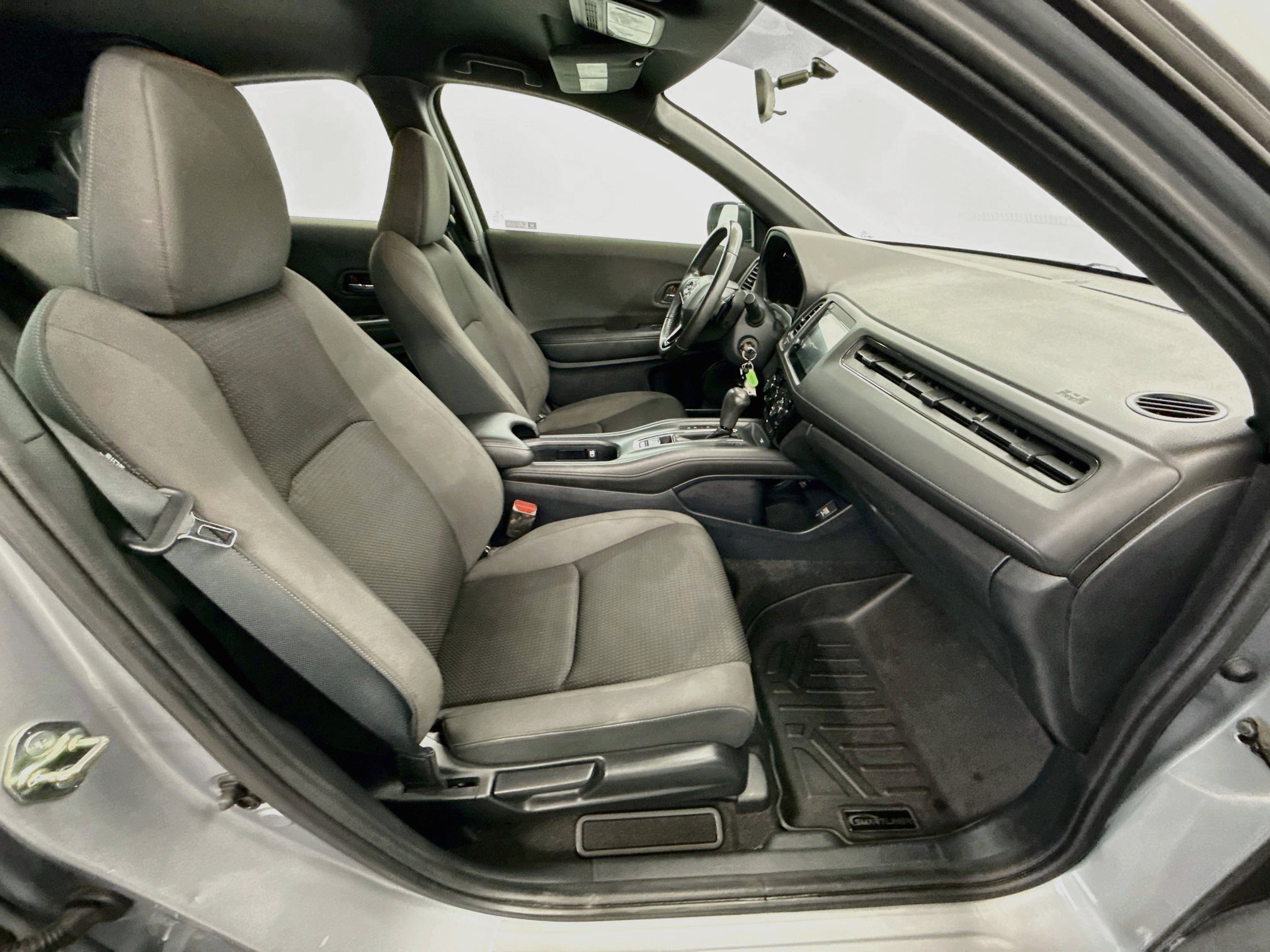 Used 2020 Honda HR-V Sport image 28