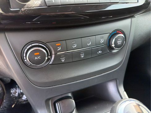 Used 2017 Nissan Sentra SV FWD image 23