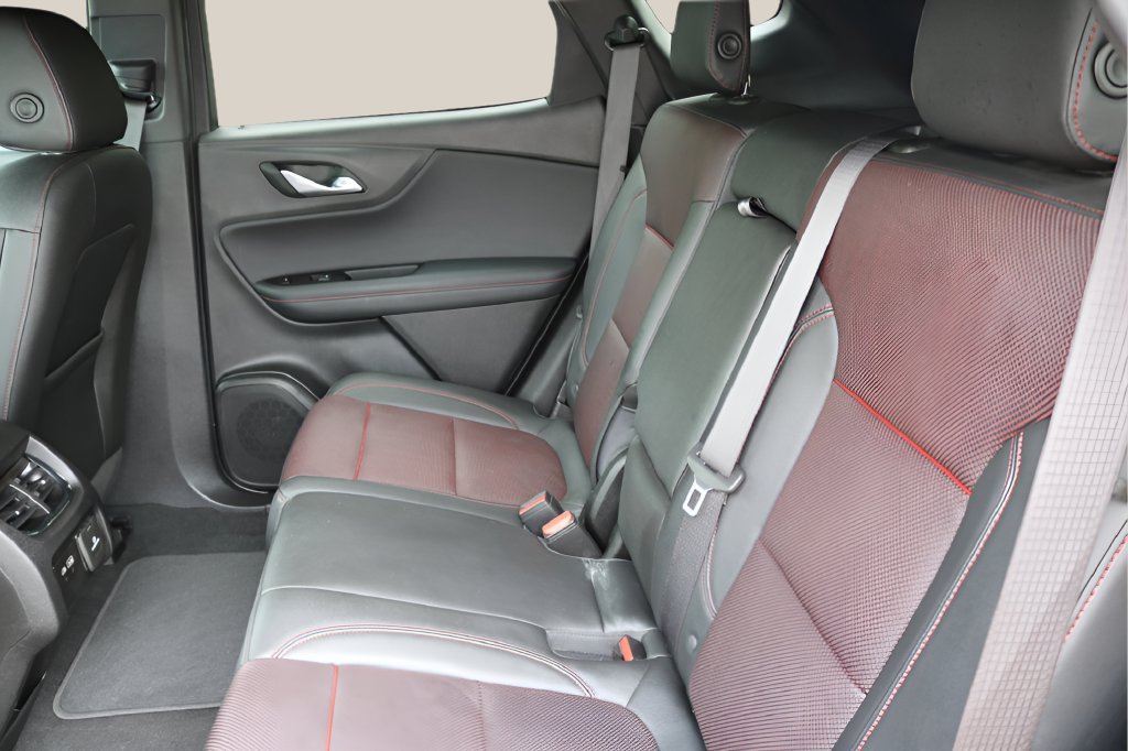 Used 2019 Chevrolet Blazer RS FWD image 15