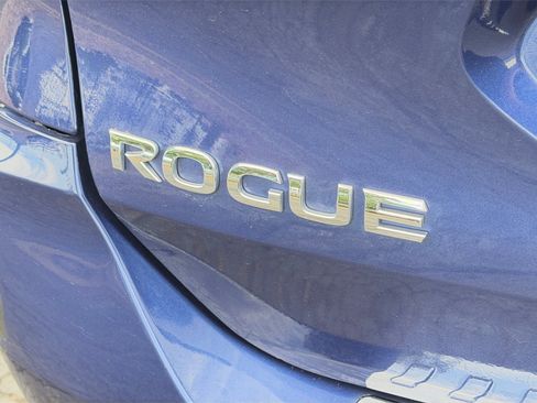 Used 2017 Nissan Rogue SL AWD/4WD image 23