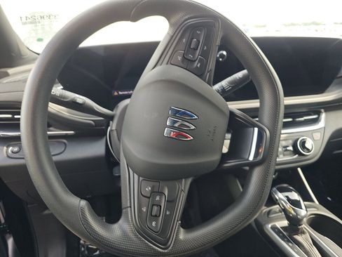 Used 2026 Buick Envista Preferred w/ Advanced Safety Package FWD image 17