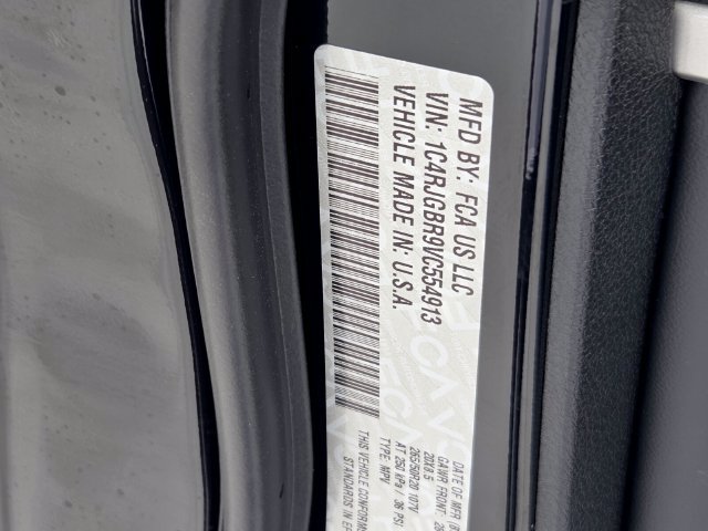 New 2027 Jeep Grand Cherokee Limited w/ Limited Altitude Package RWD image 31
