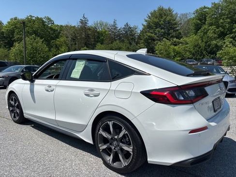 Used 2025 Honda Civic Sport Touring image 2