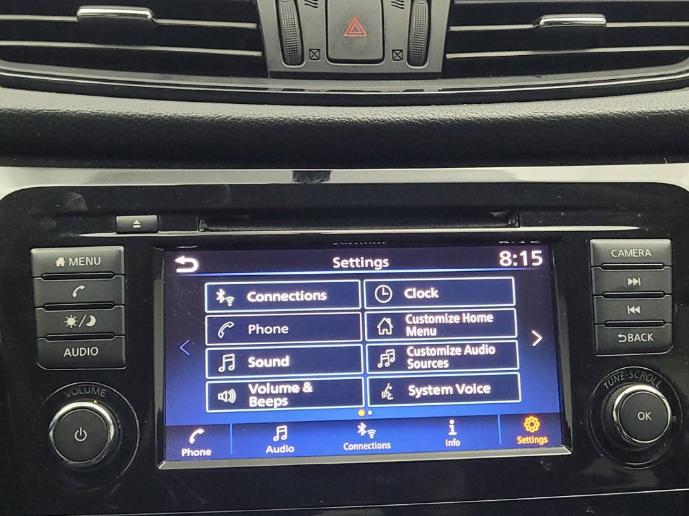 Used 2018 Nissan Rogue SV FWD image 25