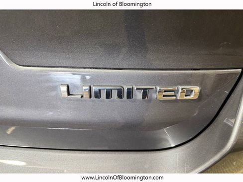 Used 2022 Jeep Grand Cherokee L Limited w/ Trailer Tow Group (B) AWD/4WD image 31