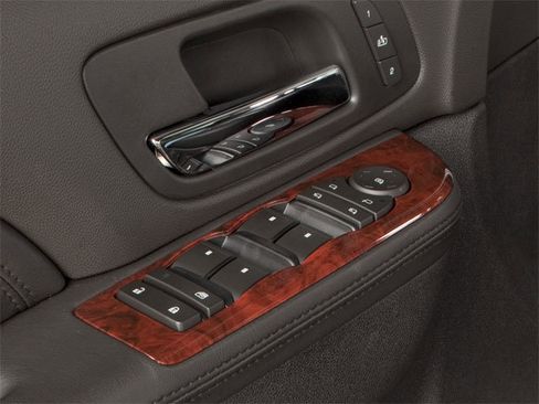 Used 2013 Cadillac Escalade Premium image 20