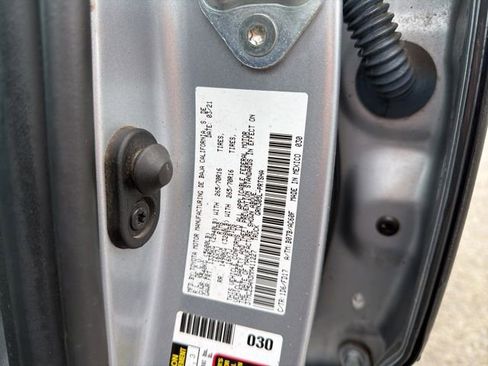 Used 2021 Toyota Tacoma TRD Off-Road AWD/4WD image 20