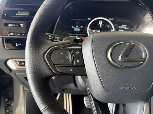 Certified 2026 Lexus RX 500h F Sport w/ Appearance Package AWD/4WD image 17