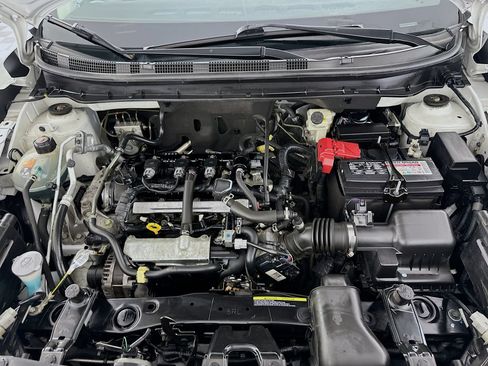 Used 2021 Nissan Kicks SV FWD image 34