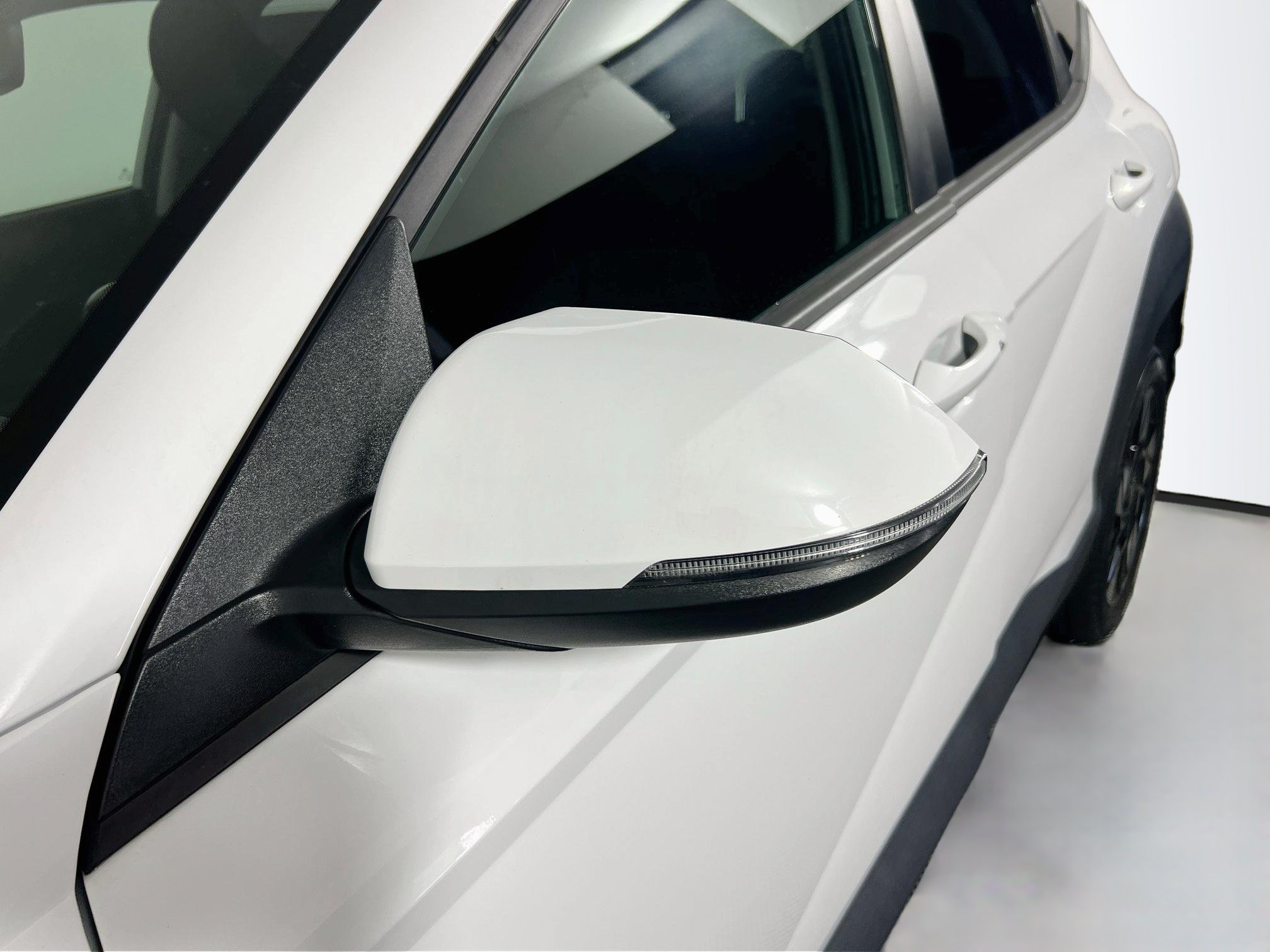 Used 2024 Hyundai Kona SEL FWD image 12