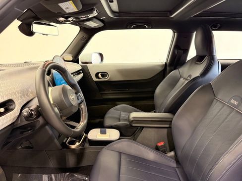 Certified 2025 MINI Cooper S FWD image 12
