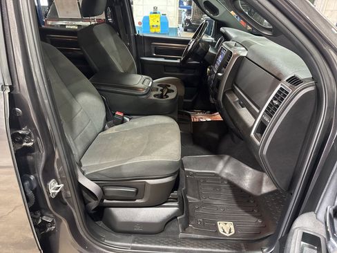 Used 2021 RAM 1500 Classic Warlock image 31