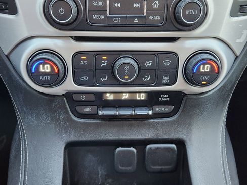 Used 2016 GMC Yukon SLE w/ Convenience Package image 21