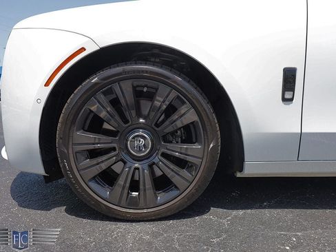 Used 2024 Rolls-Royce Ghost AWD/4WD image 46