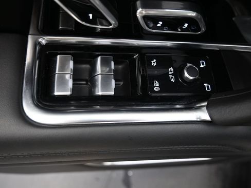 Used 2023 Land Rover Range Rover SE AWD/4WD image 24