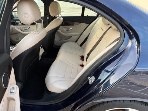 Used 2018 Mercedes-Benz C 300 Sedan image 16