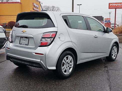 Used 2020 Chevrolet Sonic LT image 6